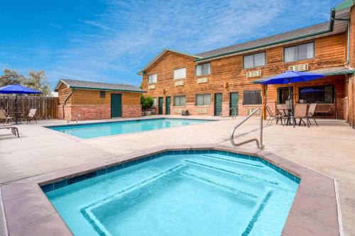 Inn at Lander, Travelodge by Wyndham