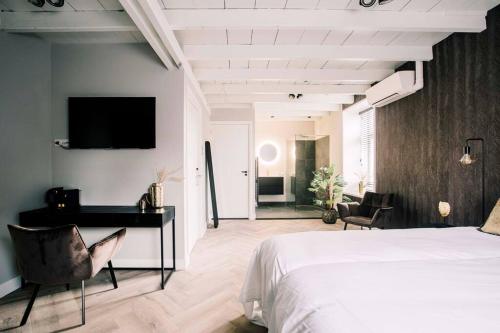 B&B Tilburg - Stadsvilla Suite Willem 1 28m2 apartment met Airco no hotel - Bed and Breakfast Tilburg