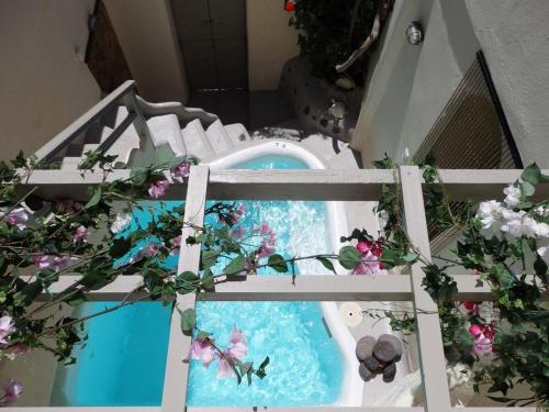 w Villa Cycladicas - Emporeio - A Wonderful 2 Bedroom Villa - Outdoor Pool and Jacuzzi - image 4