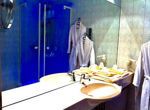 Parkhotel - image 2