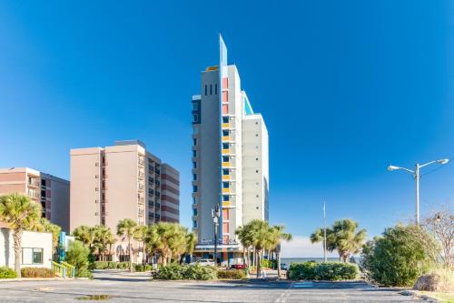 Hosteeva Atlantica Beachfront Condo Amazing Ocean Views - image 3