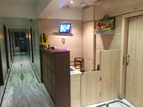 pravasi residency in مولوند غرب