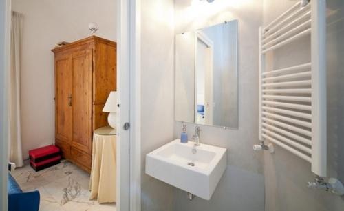 2 Be Home Colosseo - image 13