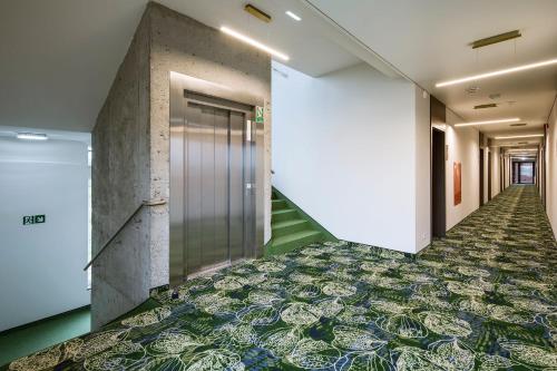 Bloom Hotel - image 14