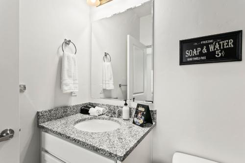 Gabrielle Townhomes thumb 2