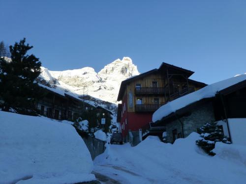 Hosquet Lodge - Accommodation - Breuil-Cervinia