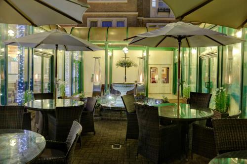 Norfolk Royale Hotel - image 5