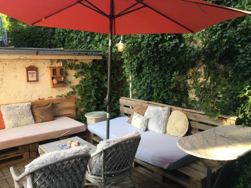 Létesítmények, Pension a restaurace Filip II in Hamrniky