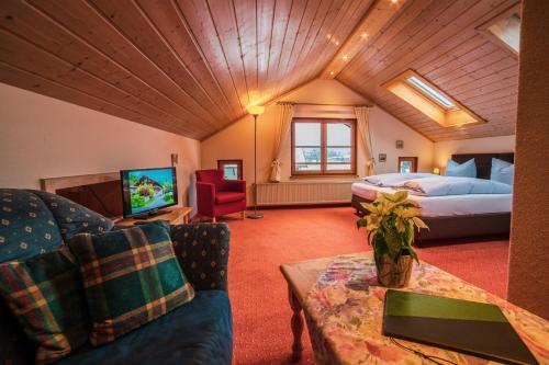 3 bedrooms, 4 beds