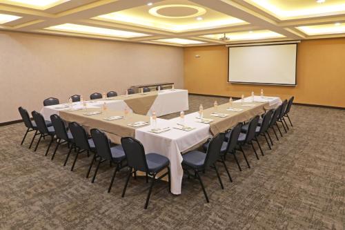 273749051 Holiday Inn - Ciudad Juarez by IHG