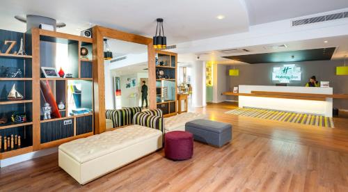 Exterior view, Holiday Inn London West By IHG in Ealing