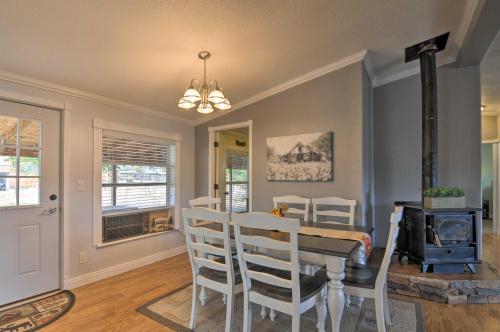 Bright & Beautiful Home, Explore Nat'l Parks! in Beaver