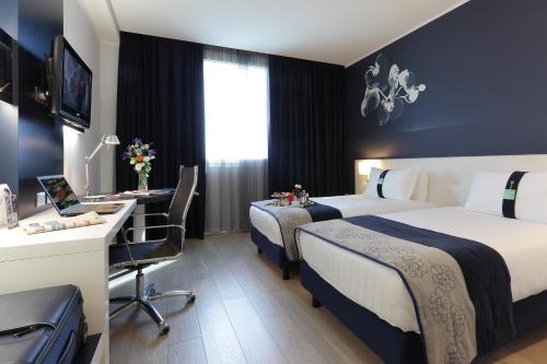 Holiday Inn Milan Nord Zara - image 9