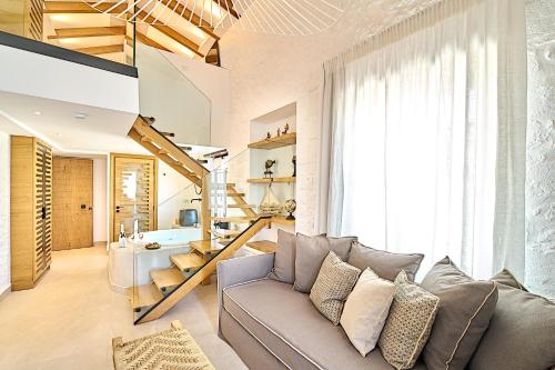 Exterior view of Vista Del Porto Luxury Suites