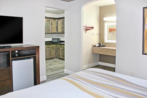 Palacio Royale Houston NW at Beltway 8 in Houston, USA