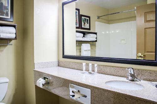 Country Inn & Suites by Radisson, Richmond West at I-64, VA