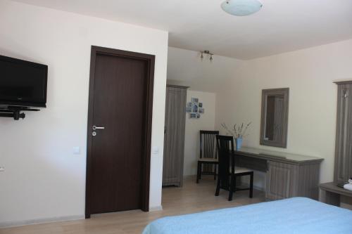 King Room with Balcony