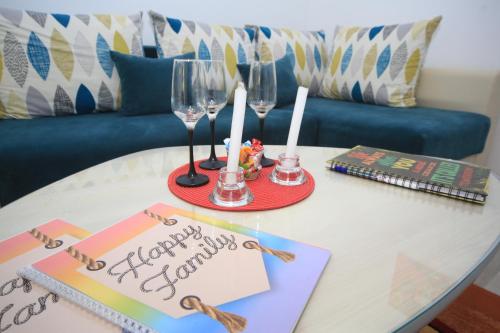 Happy Family - image 13