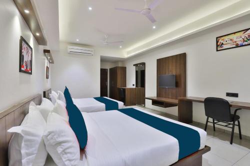 . Hotel Sparsh Inn - Chandkheda