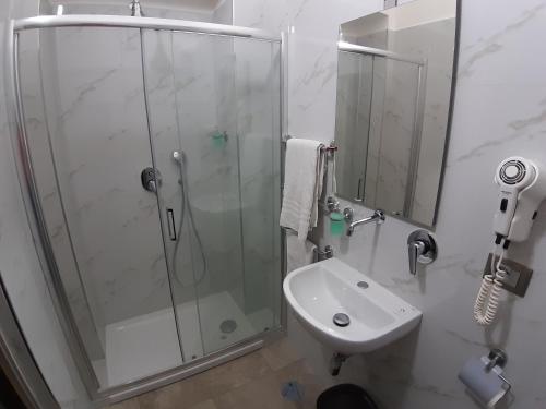 Albergo Viola - image 3