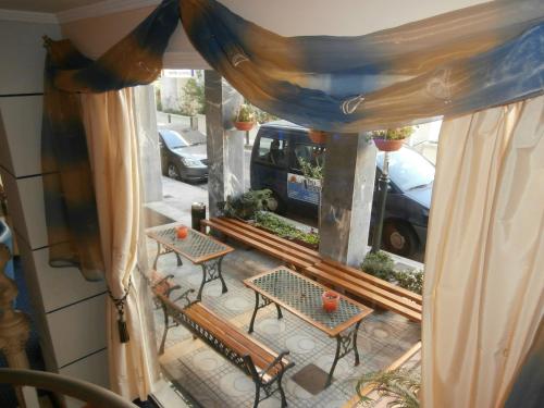 Argo Hotel Piraeus - image 9