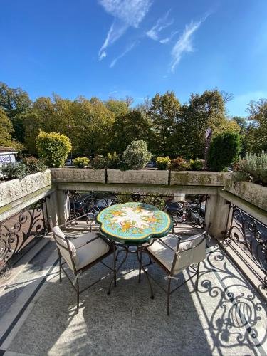 Suite with Balcony image 6