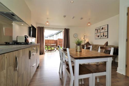 The Oatland Glasgow - Luxury house with private garden & parking gîte à louer Carmunnock