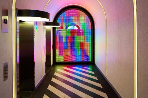 YOTEL Glasgow - image 11