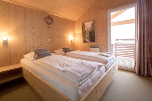 Holiday Home for up to 11 people