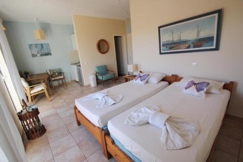  Mandola Studios - Beachside in Skala