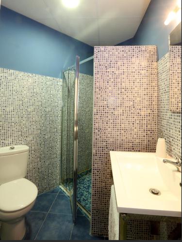 Reino de Valencia Apartments - image 4