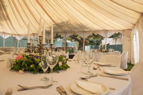 Banquet hall, The Historic Pig and Whistle Inn in Bathurst