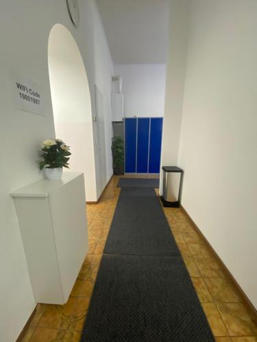 Space Home Apartment - Central Station # Hauptbahnhof - image 2