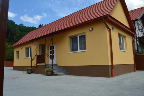 Cazare 77, Praid (Foto 9)
