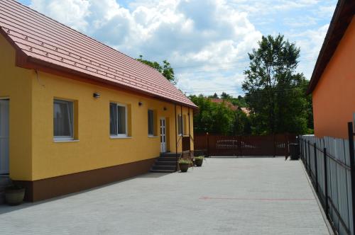 Cazare 77, Praid (Foto 6)