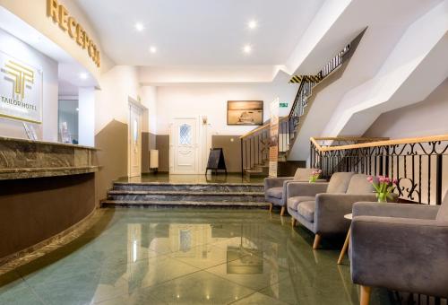 Фойє, Tailor Hotel Sport & Conference in Мораг