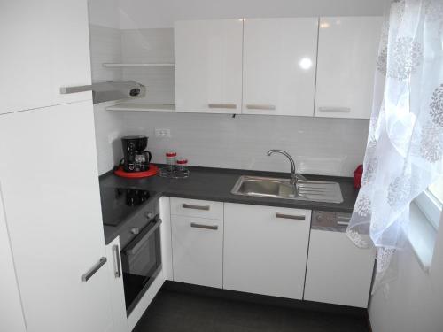 Apartments in Crikvenica 5746 - image 4