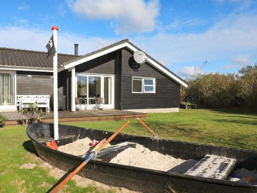 Three-Bedroom Holiday home in Brovst 12