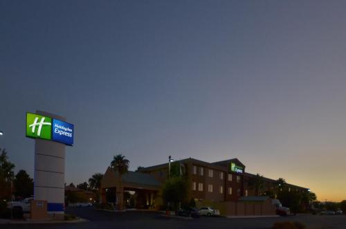 Holiday Inn Express Las Vegas-Nellis