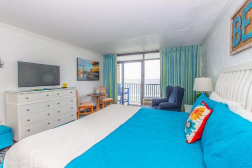 Oceanfront King Suite Sand Dunes 2433 - image 3