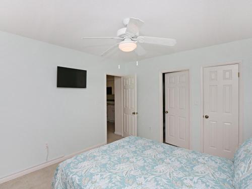 Sea Colony Tall Pines II - image 5