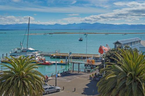 View, Sea Quest Apartment in Nelson