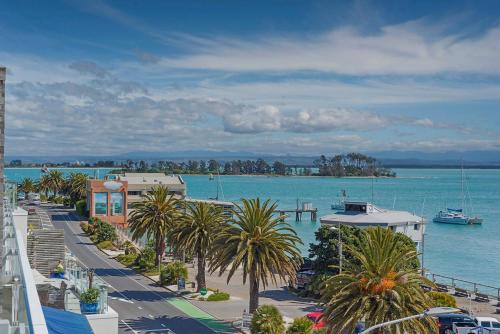 View, Sea Quest Apartment in Nelson