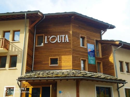 Exterior view of L'Outa Hotel Restaurant