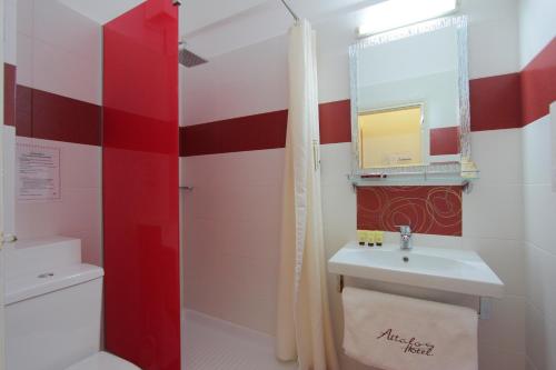 Triple Room image 2