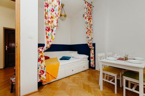 ShortStayPoland Piwna B25 - Tap to explore photos