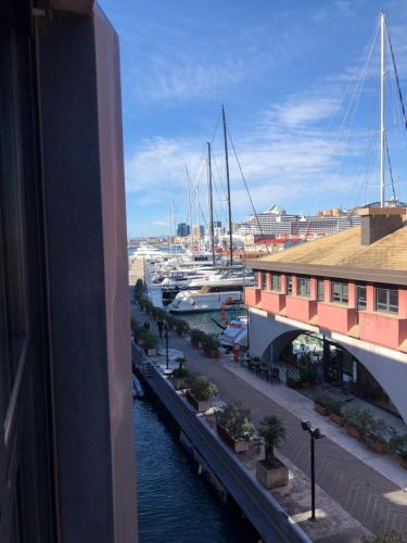 Porto Antico & Aquarium Flat - image 9