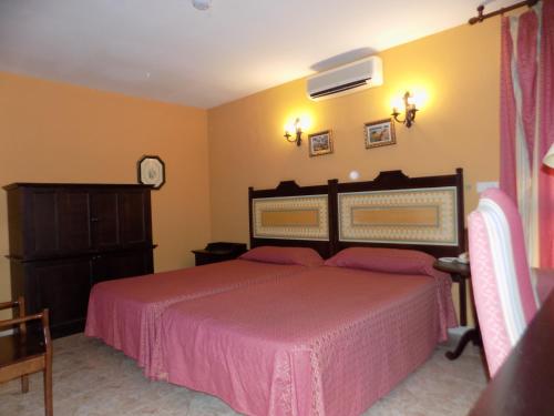 Hotel Braseria La Barca - image 9