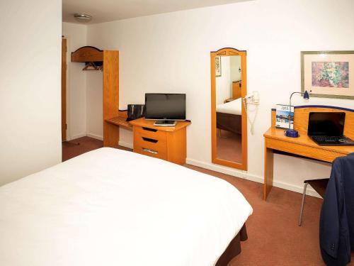 ibis Cardiff Gate - International Business Park