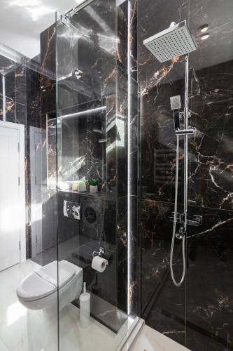 Avangard Green Park Art Apartment - image 6